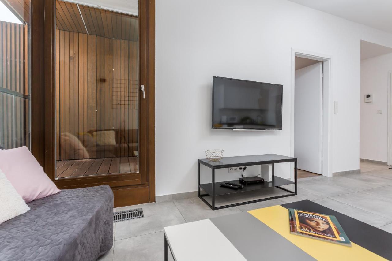 Chill Apartments Kolejowa Warsaw Exterior photo